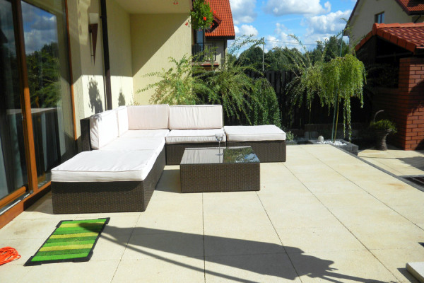 Nowoczesna alternatywa dla płyt kamiennych lub płytek gresowych